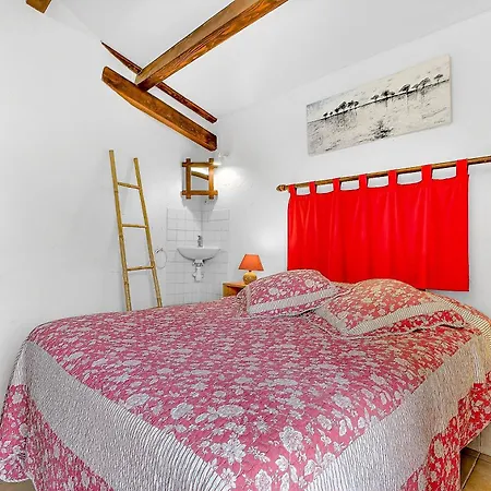 Le Galabre Holiday home